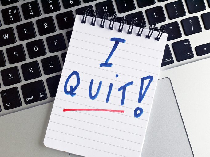 note on keyboard that says I quit!